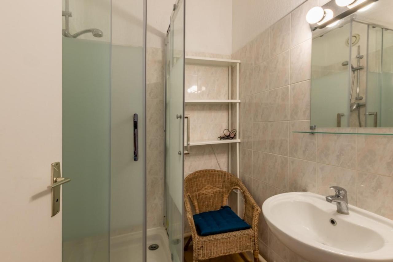 Nice Apt For 4 With Terrace And Pool Appartement Bandol Buitenkant foto