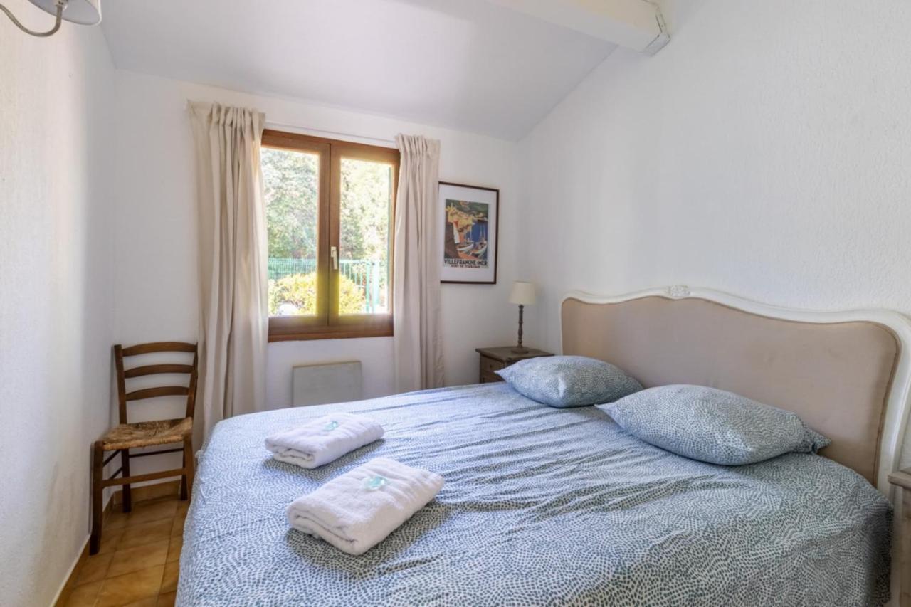 Nice Apt For 4 With Terrace And Pool Appartement Bandol Buitenkant foto